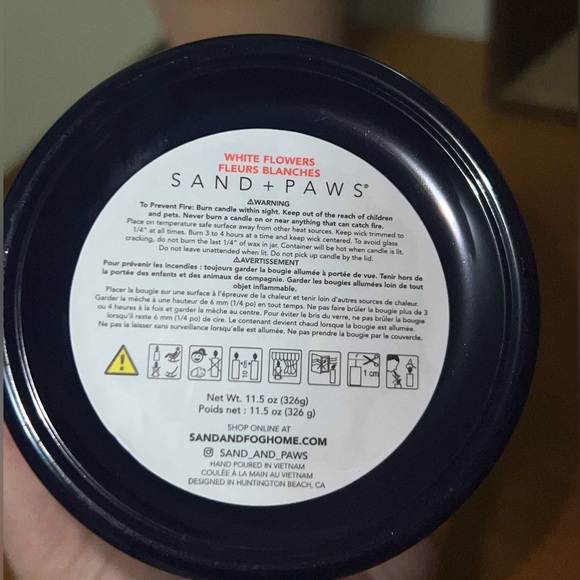 Sand + Paws Candle Pet Odor Neutralizing Wood Dog Bone Lid NEW 11.5 oz - Picture 3 of 4